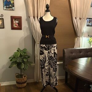 Black and White Leaf Print Women's linen wide leg pants with black cotton tank
